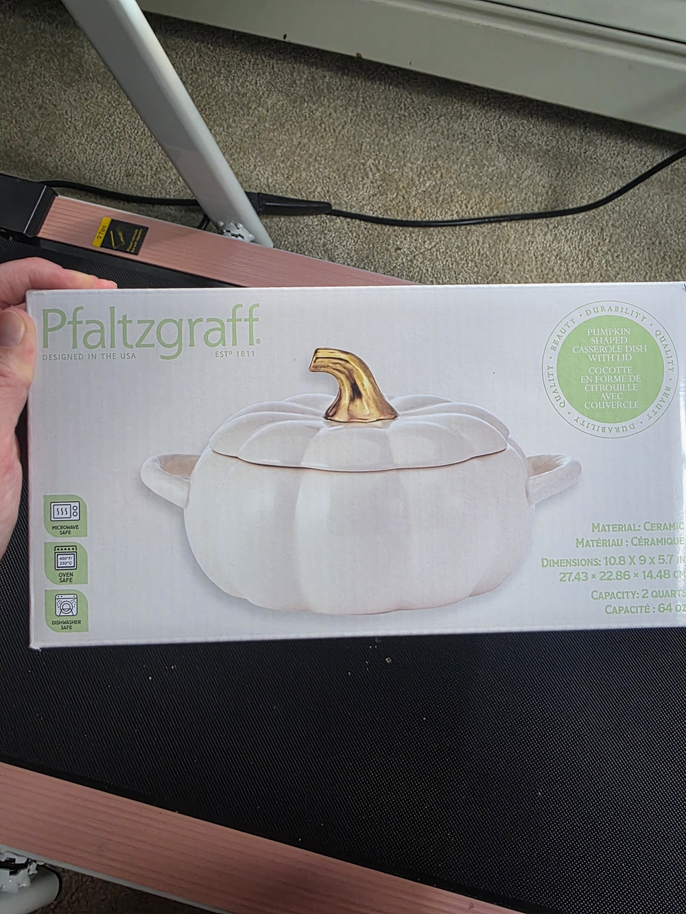 Pfaltzgraff White Pumpkin Ceramic Casserole with Gold Stem